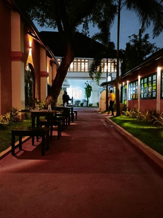 Elphinstone Residency Bed & Breakfast Kochi Eksteriør bilde